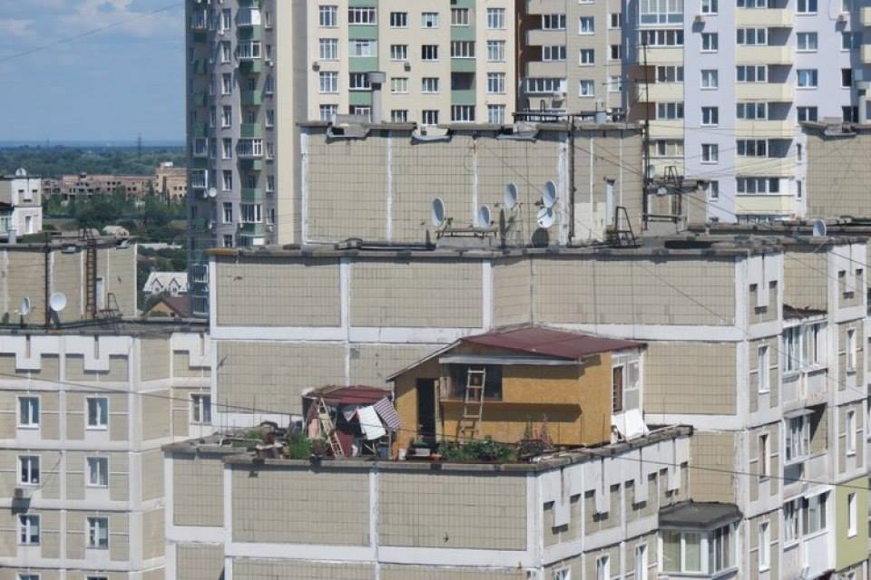 Домик на крыше