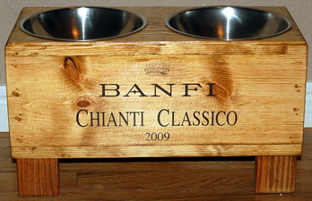 wine-box-dog-feeder (1)