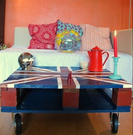 Мебель из деревянных паллетов-25