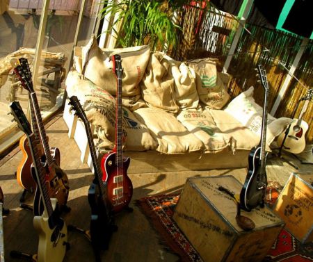 Мебель из деревянных паллетов-52